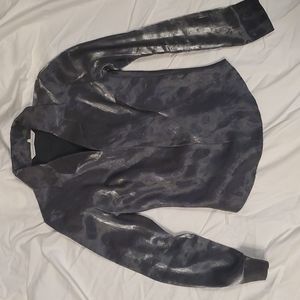 Charcoal Gray Jonathan Martin size Small blouse